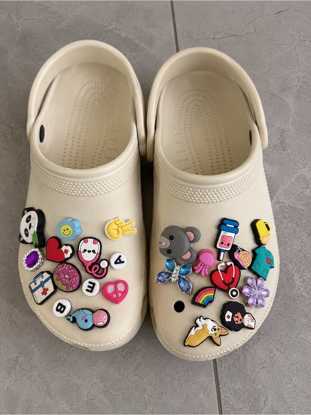 CROCS Beige UnisexClogs with Colorful Charm Pins